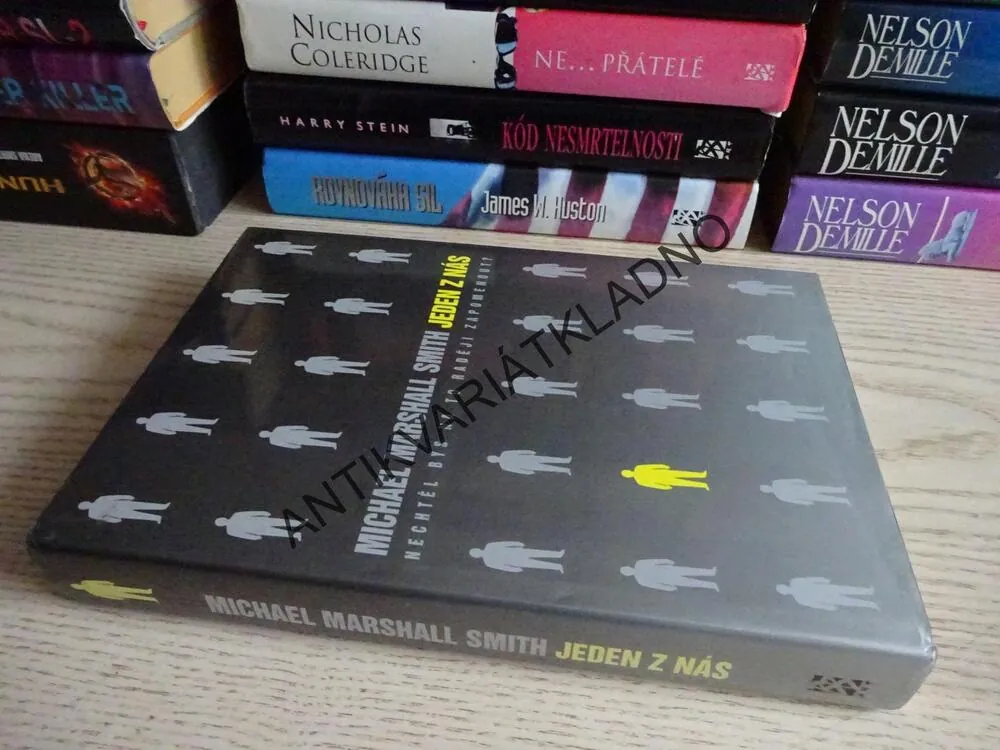 JEDEN Z NÁS, MICHAEL MARSHALL SMITH, **an