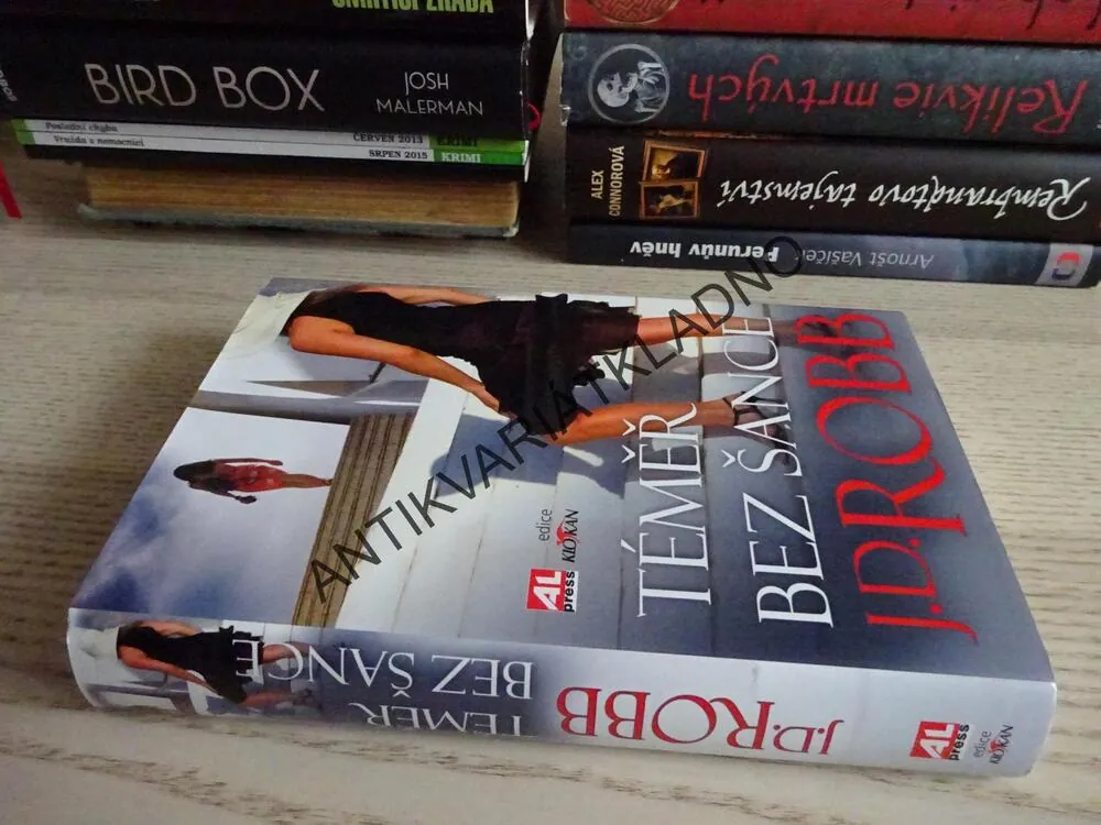 TÉMĚŘ BEZ ŠANCE, NORA ROBERTS JAKO J. D. ROBB A DALŠÍ, **an