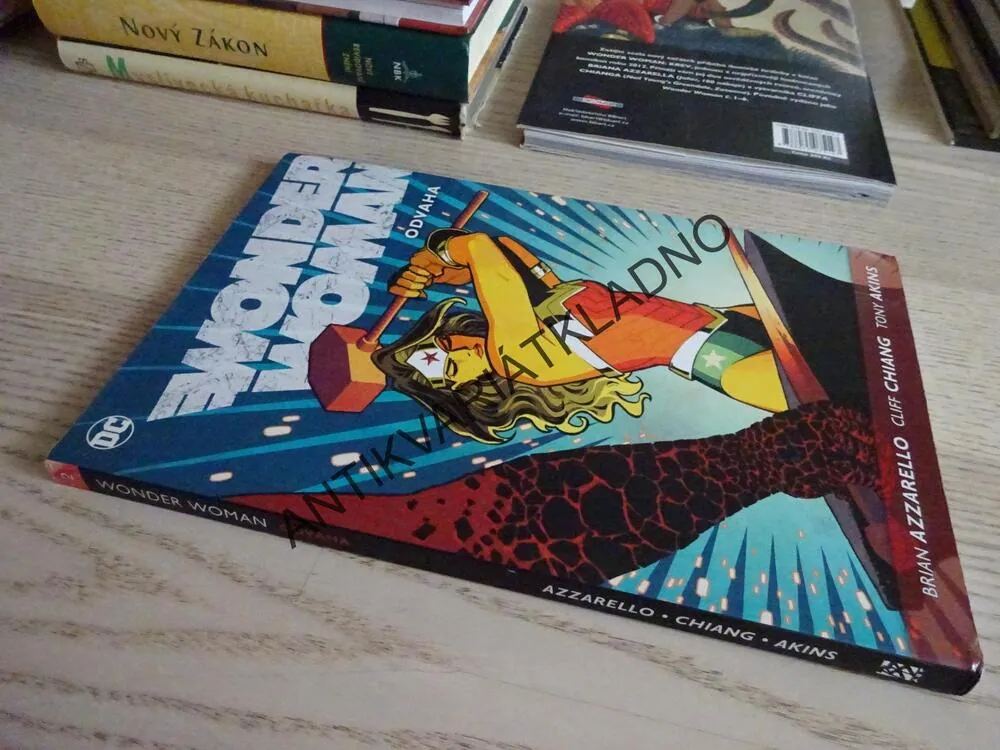 WONDER WOMAN, ODVAHA, KOMIKS DC COMICS, **an
