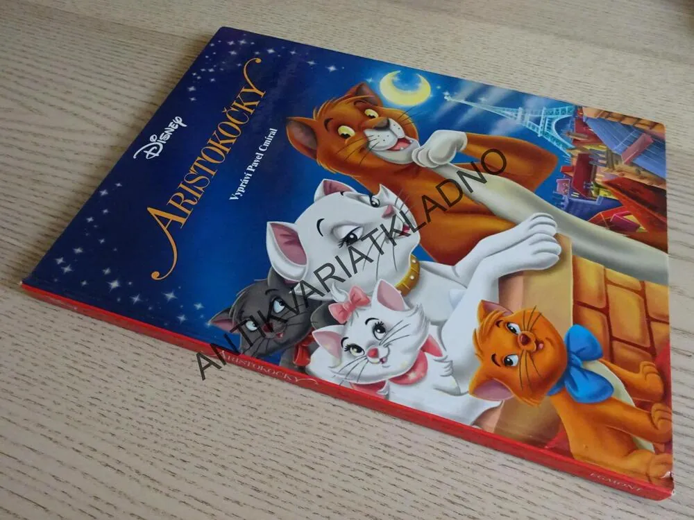 ARISTOKOČKY, WALT DISNEY, **an