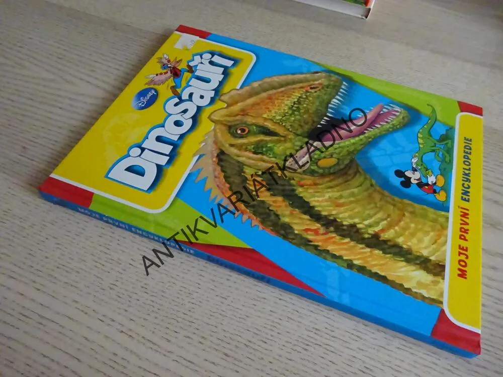 DINOSAUŘI, WALT DISNEY, **an