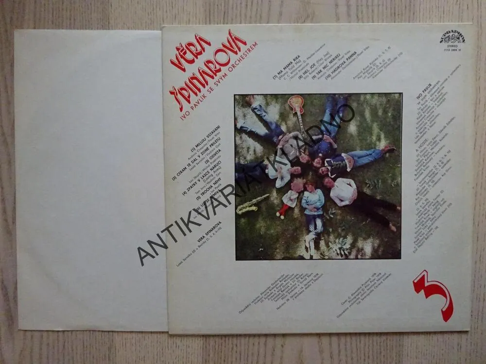 VĚRA ŠPINAROVÁ, IVO PAVLÍK SE SVÝM ORCHESTREM, LP