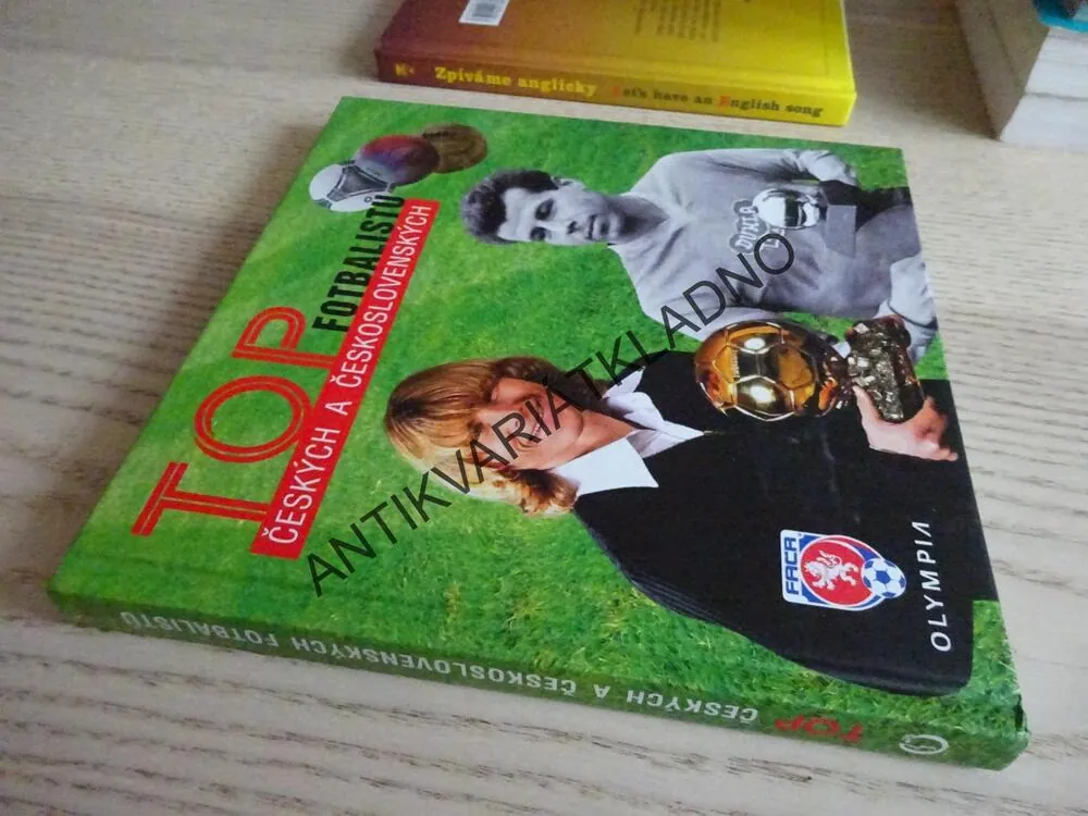 TOP ČESKÝCH A SLOVENSKÝCH FOTBALISTŮ, **an