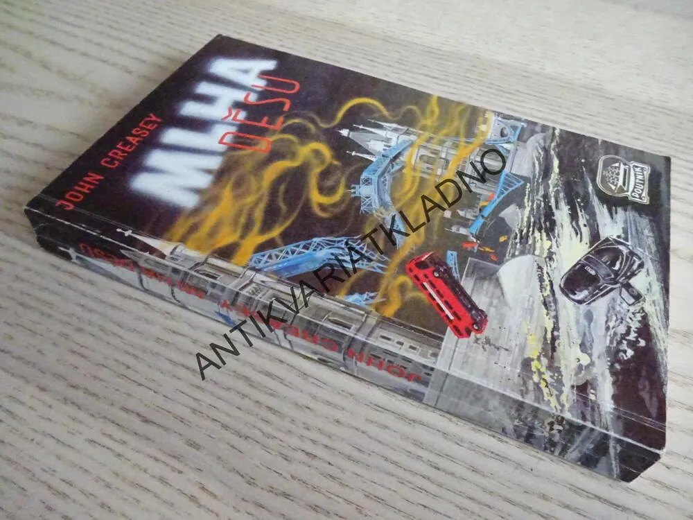 MLHA DĚSU, JOHN CREASEY, **an