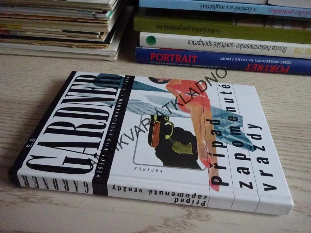 PŘÍPAD ZAPOMENUTÉ VRAŽDY, E. S. GARDNER, **an