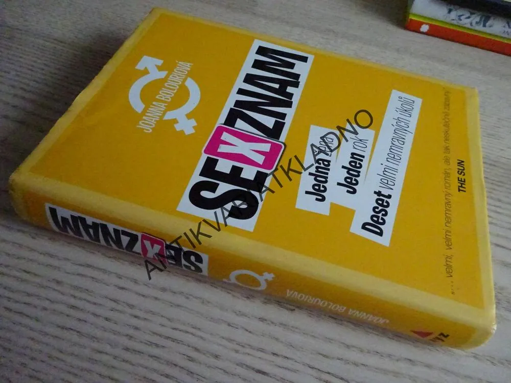 SEXZNAM, JOANNA BOLOURIOVÁ, **an