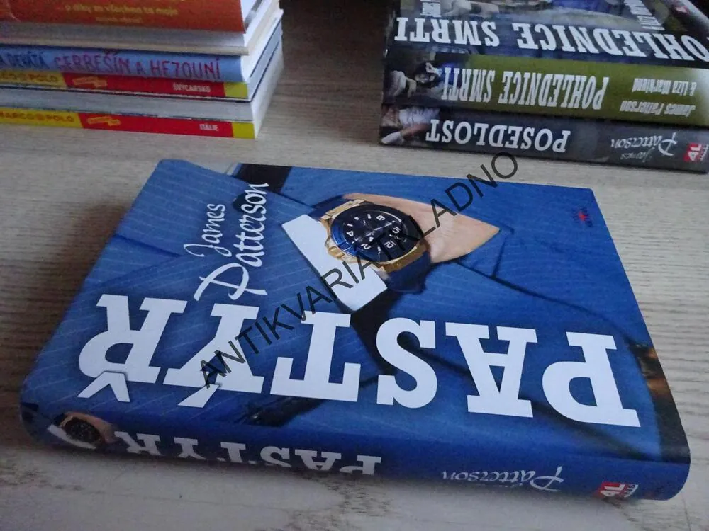 PASTÝŘ, JAMES PATTERSON, **an