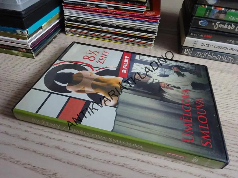 8 A 1/2 ŽENY, UMĚLCOVA SMLOUVA, DVD FILM