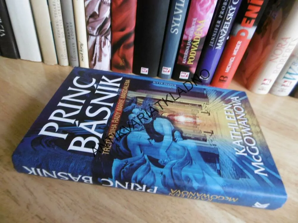 PRINC BÁSNÍK, KATHLEEN MCGOWANOVÁ,