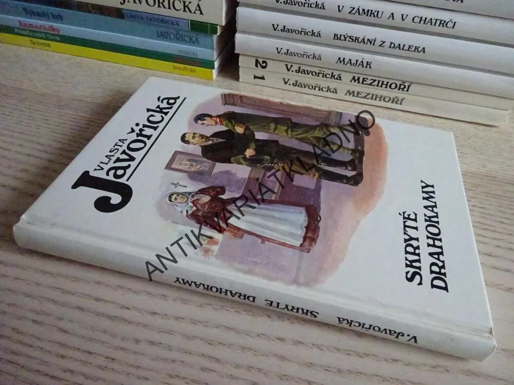 SKRYTÉ DRAHOKAMY, VLASTA JAVOŘICKÁ, **an