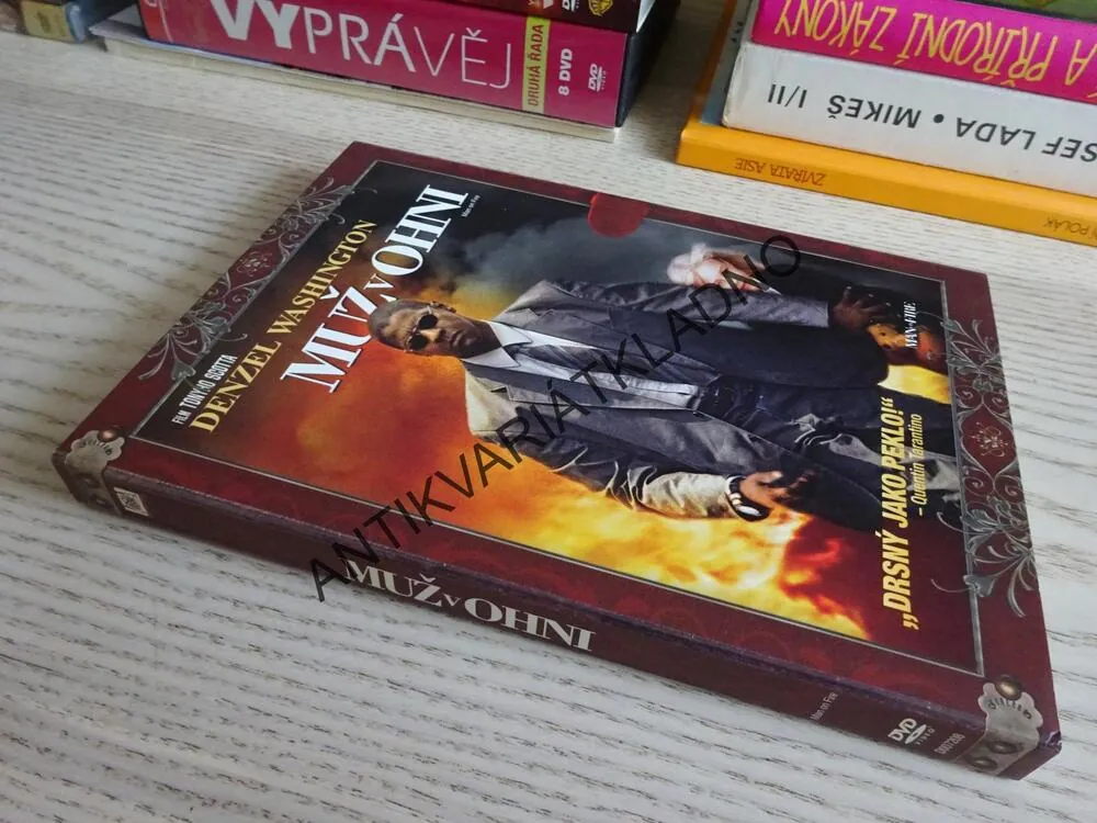 MUŽ V OHNI, DVD FILM