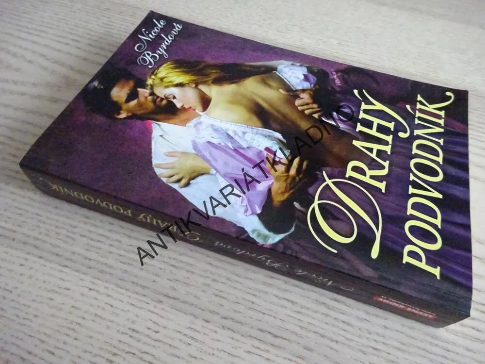 DRAHÝ PODVODNÍK, NICOLE BYRDOVÁ, **an