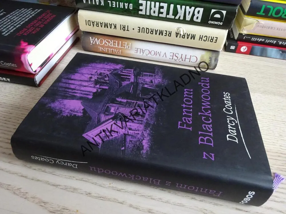 FANTOM Z BLACKWOODU, DARCY COATES, **an