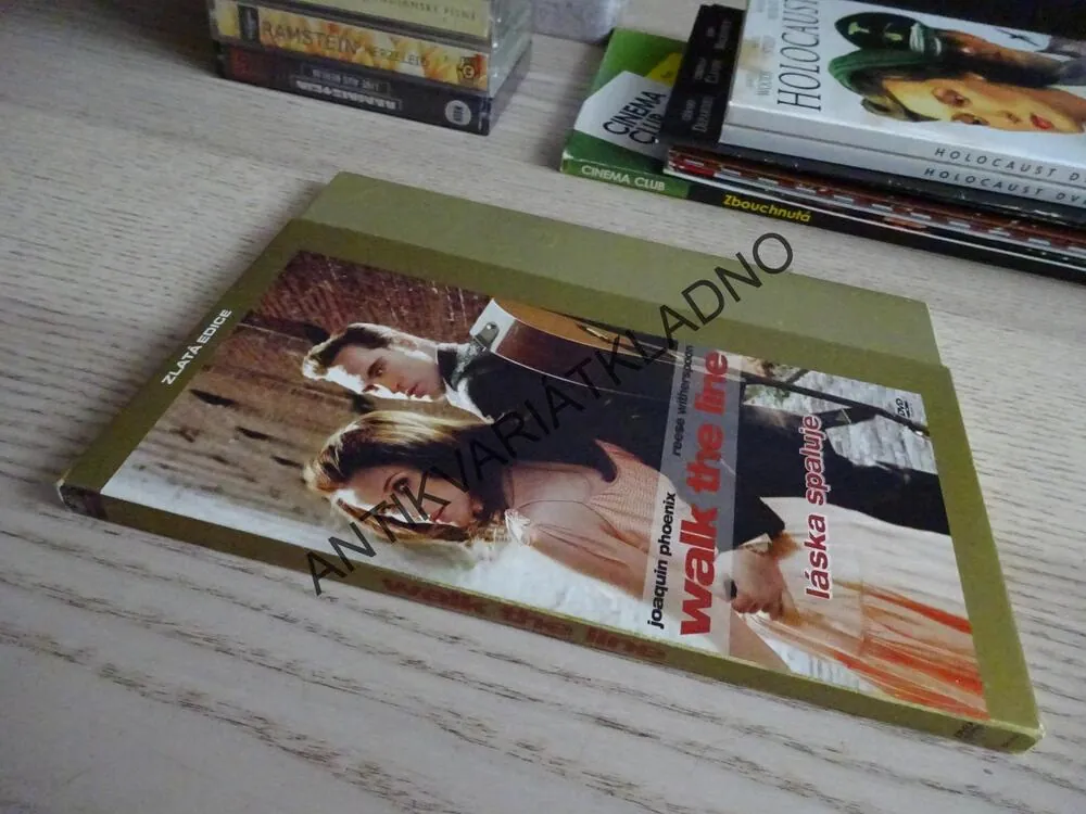 WALK THE LINE, LÁSKA SPALUJE, DVD FILM