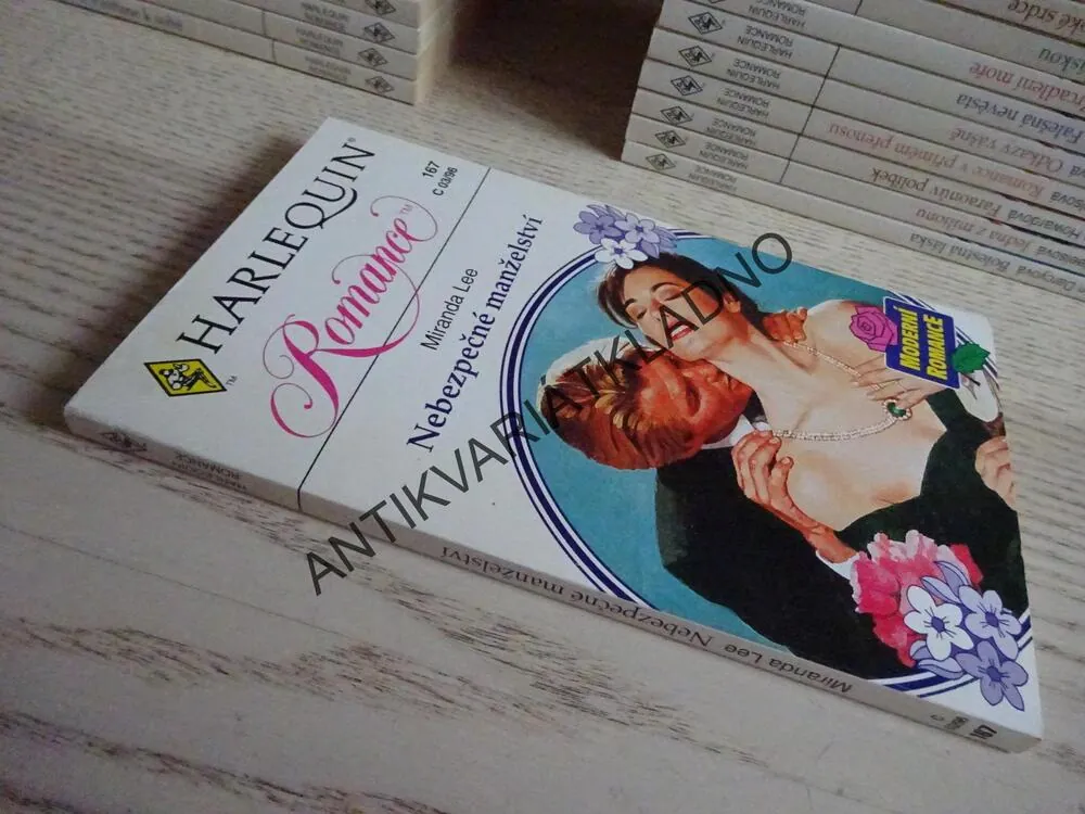 NEBEZPEČNÉ MANŽELSTVÍ, MIRANDA LEE, **an