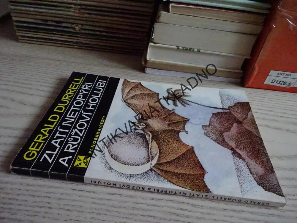 ZLATÍ NETOPÝŘI A RŮŽOVÍ HOLUBI, GERALD DURRELL, **an