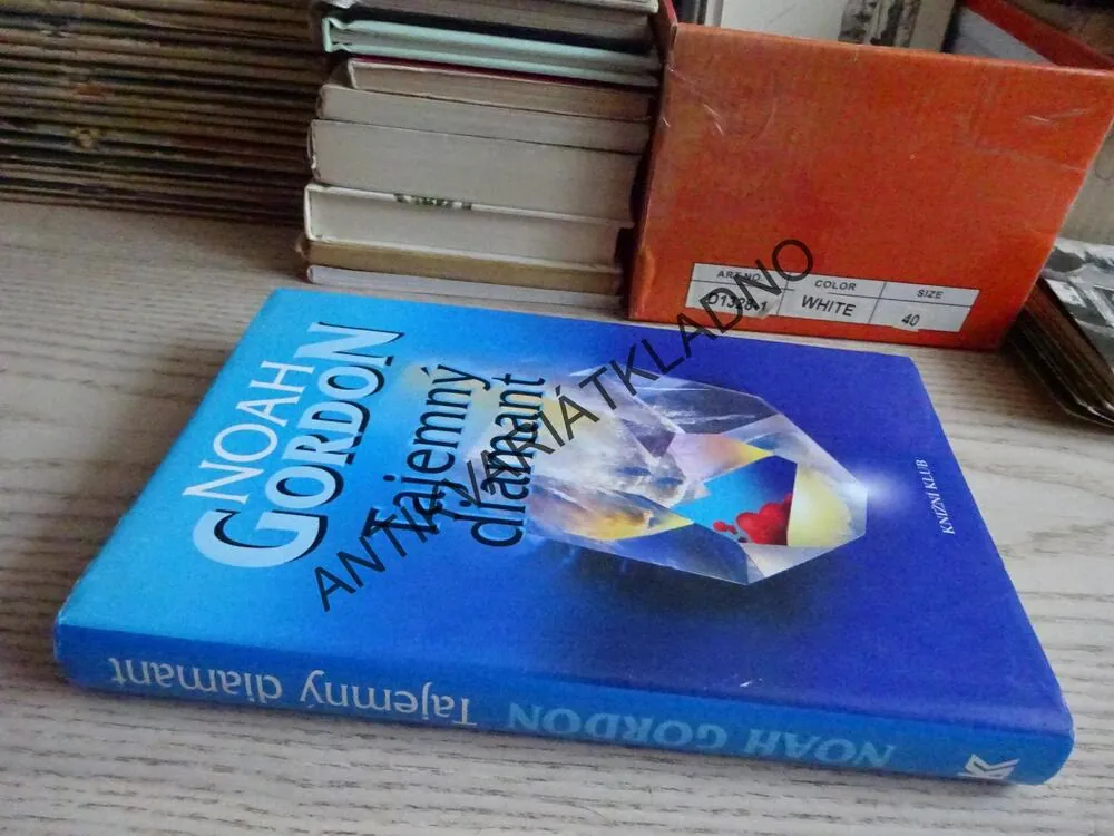 TAJEMNÝ DIAMANT, NOAH GORDON, **an