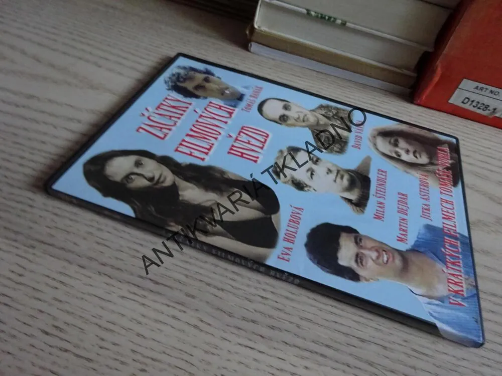 ZAČÁTKY FILMOVÝCH HVĚZD V KRÁTKÝCH FILMECH TOMÁŠE VORLA, DVD FILM