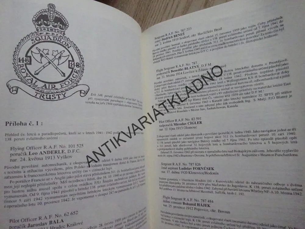 PILOTI MĚSÍČNÍCH NOCÍ, JINDŘICH MAREK, LETECKÝ HISTORIK, 1992