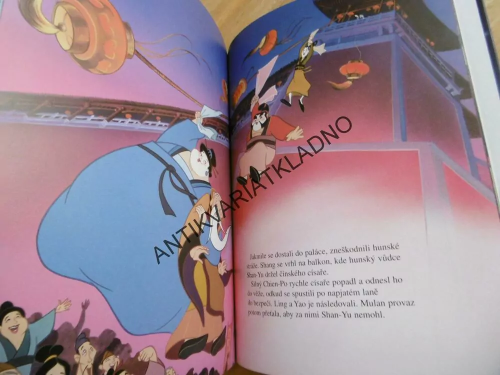 MULAN, WALT DISNEY, **an