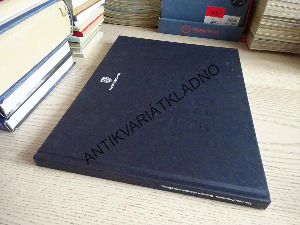 KATALOG AUTOMOBILKY PORSCHE, **an