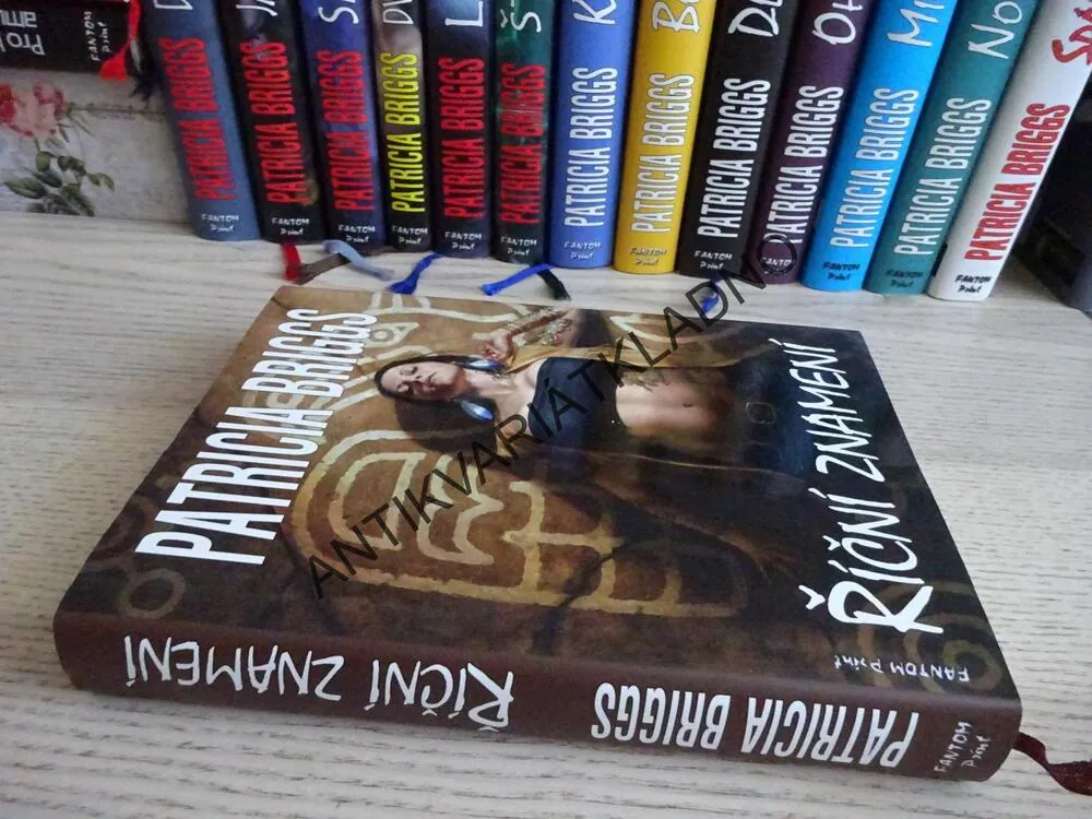 ŘÍČNÍ ZNAMENÍ, PATRICIA BRIGGS, **an