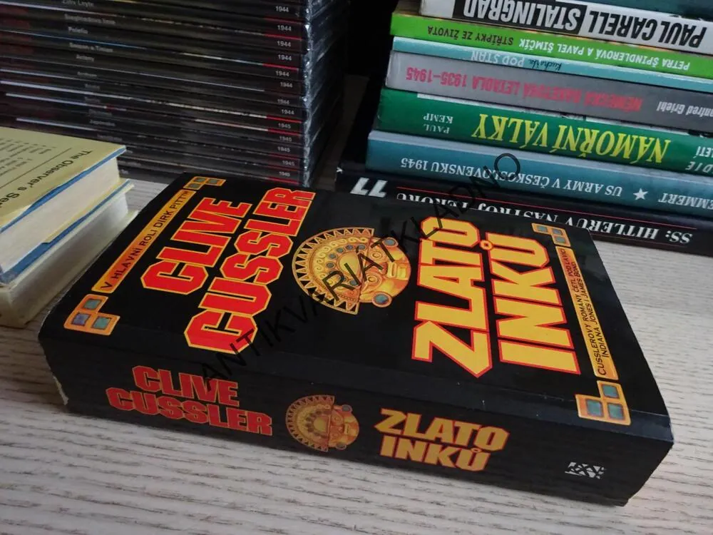 ZLATO INKŮ, CLIVE CUSSLER, **an