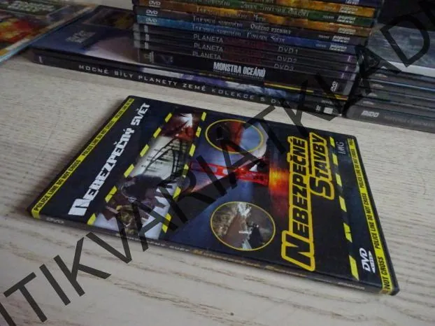 NEBEZPEČNÉ STAVBY, DVD FILM