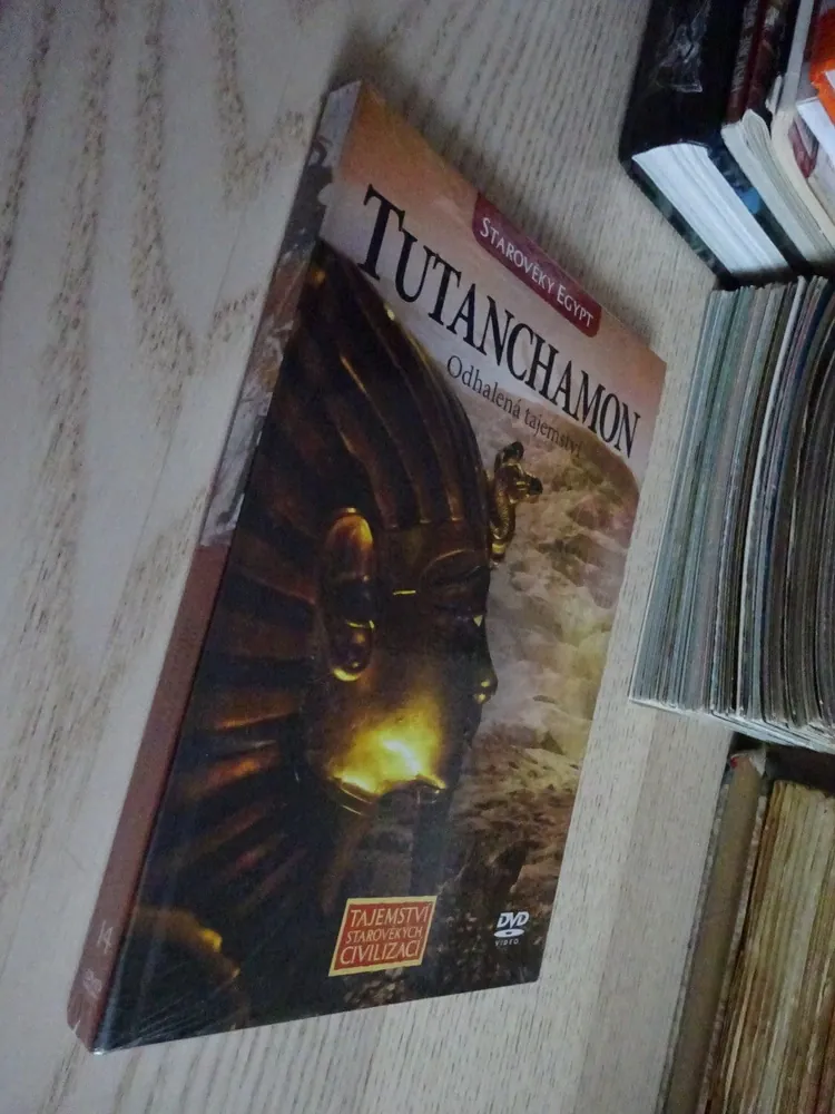 TUTANCHAMON, ODHALENÁ TAJEMSTVÍ, DVD FILM DOKUMENT