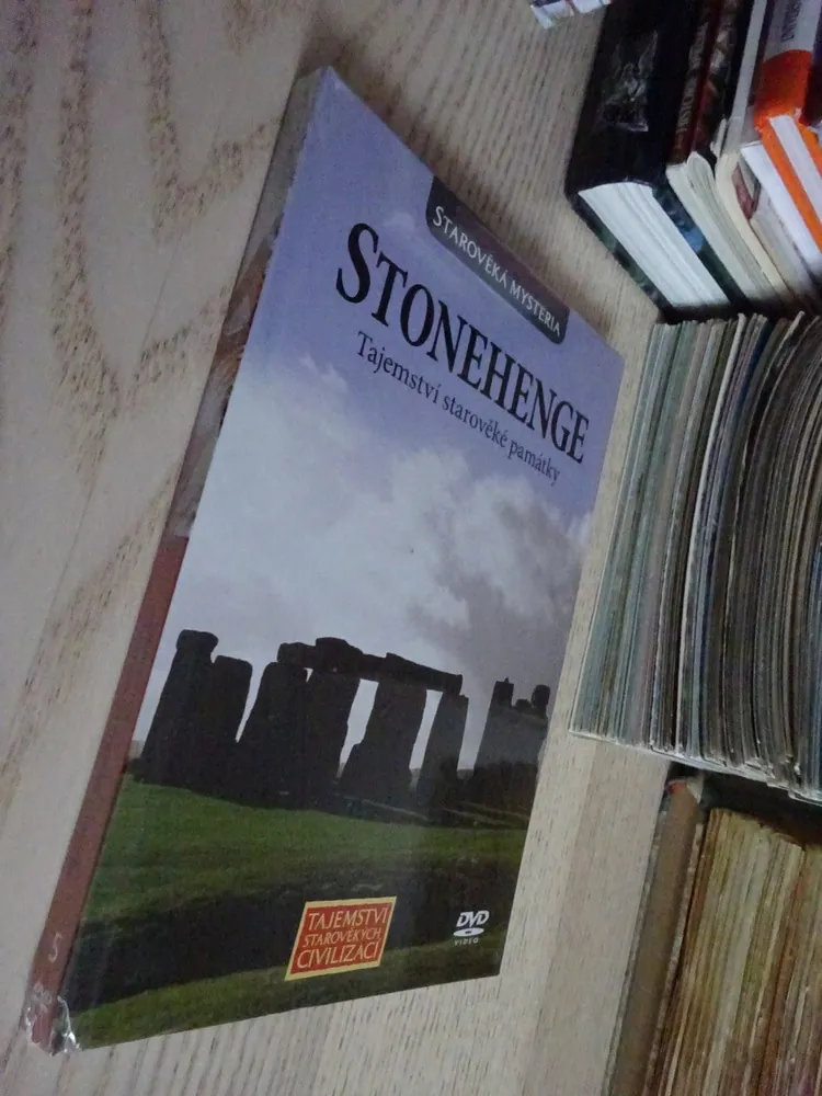 STONEHENGE, TAJEMSTVÍ STAROVĚKÉ PAMÁTKY, DVD FILM DOKUMENT