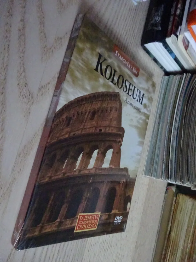 KOLOSEUM, ARÉNA SMRTI, ŘÍM, ITÁLIE, DVD FILM DOKUMENT