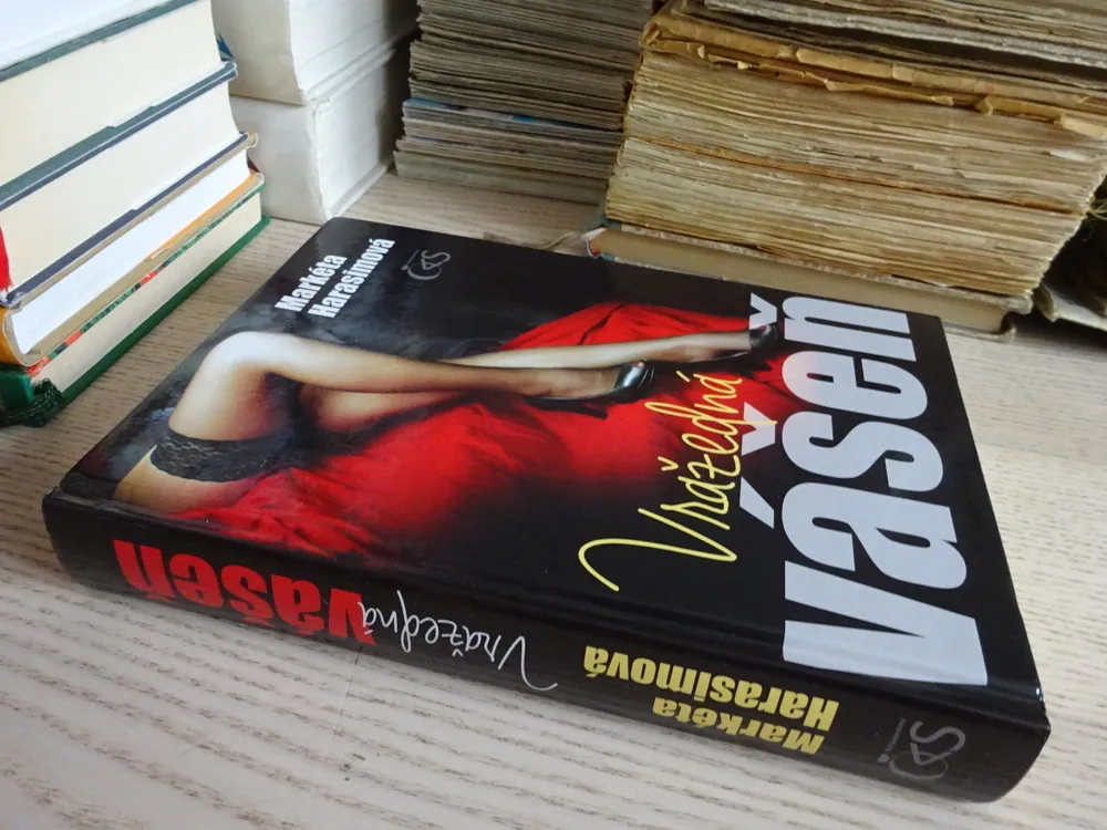 VRAŽEDNÁ VÁŠEŇ, MARKÉTA HARASIMOVÁ, **an