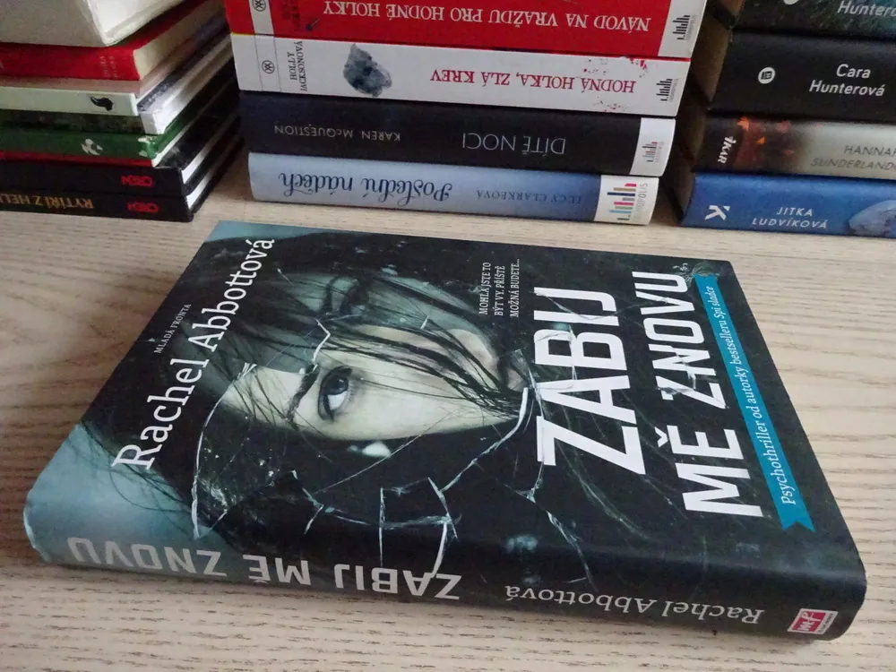 ZABIJ MĚ ZNOVU, RACHEL ABBOTTOVÁ, **an