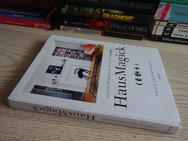 HAUSMAGICK, ERICA FELDMANNOVÁ, **an