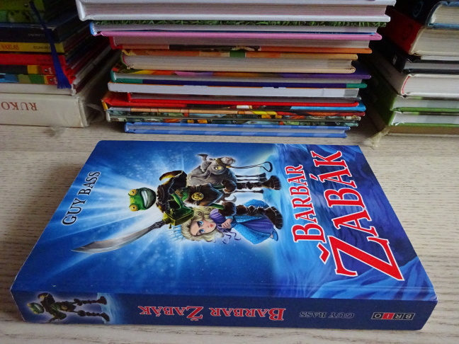 BARBAR ŽABÁK, GUY BASS, **an