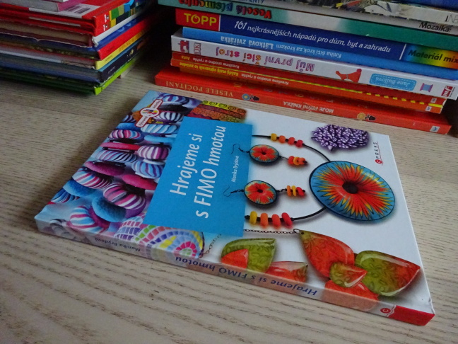 HRAJEME SI S FIMO HMOTOU, MONIKA BRÝDOVÁ, VÝTVARNÉ TECHNIKY, **an