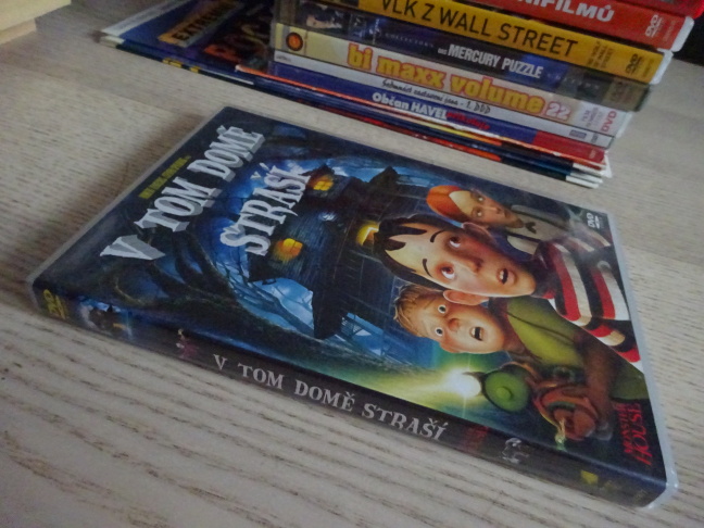 V TOM DOMĚ STRAŠÍ, DVD FILM