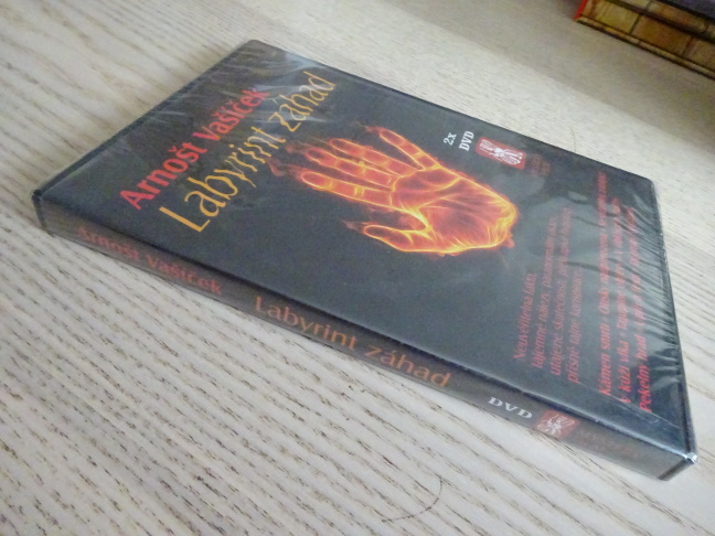 LABYRINT ZÁHAD, ARNOŠT VAŠÍČEK, DVD FILM 