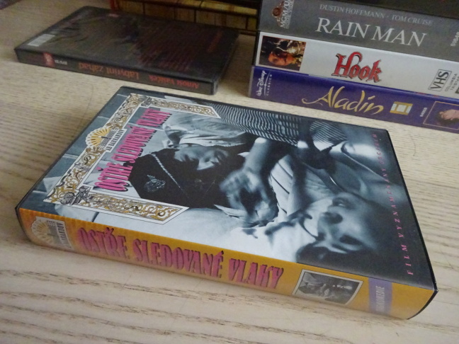 OSTŘE SLEDOVANÉ VLAKY, VÁCLAV NECKÁŘ, VHS VIDEOKAZETA