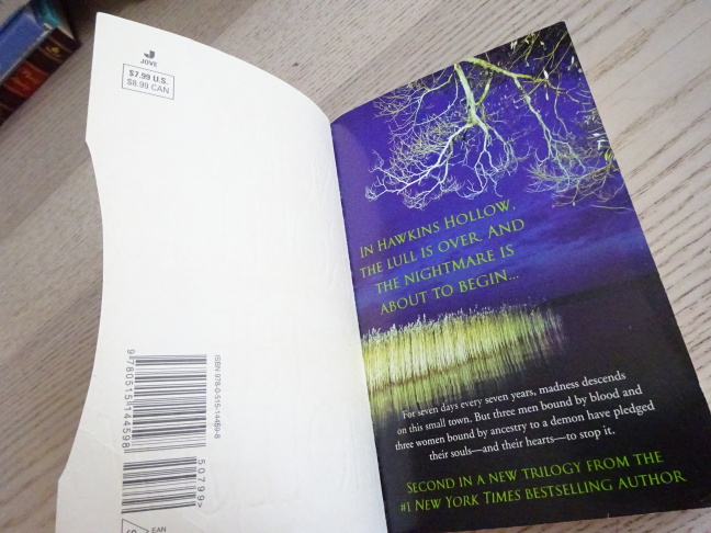 THE HOLLOW 7, NORA ROBERTS, **an