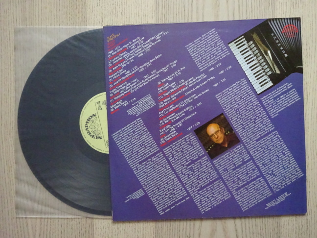 SLÁVA KUNST SE SVÝM ORCHESTREM, ZLATÉ STŘEVÍČKY, LP