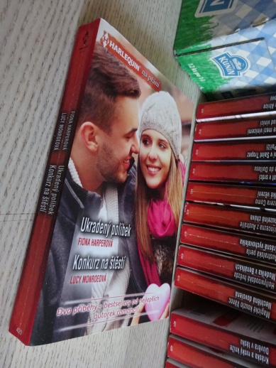 UKRADENÝ POLIBEK, FIONA HARPEROVÁ, KONKURZ NA ŠTĚSTÍ, LUCY MONROEOVÁ, **an
