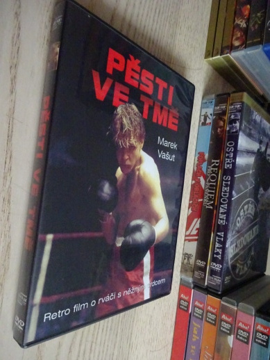 PĚSTI VE TMĚ, DVD FILM ČR