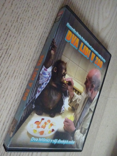 DVA LIDI V ZOO, DVD FILM,