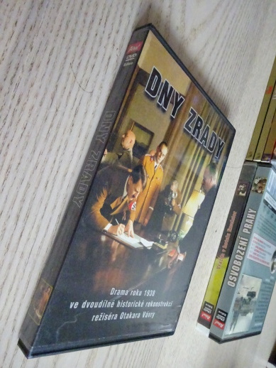 DNY ZRADY, DVD FILM