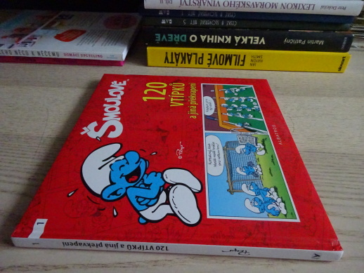 120 VTÍPKŮ A JINÁ PŘEKVAPENÍ, ŠMOULOVÉ, **an