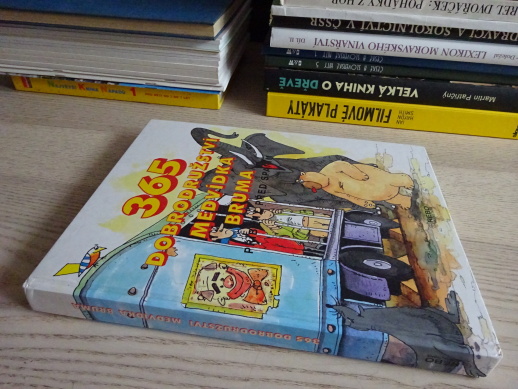 365 DOBRODRUŽSTVÍ MEDVÍDKA BRUMA, PŘÍBĚHY PŘED SPANÍM, **an