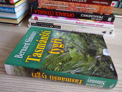 TASMÁNŠTÍ TYGŘI, BERNARD SIMONAY, **an