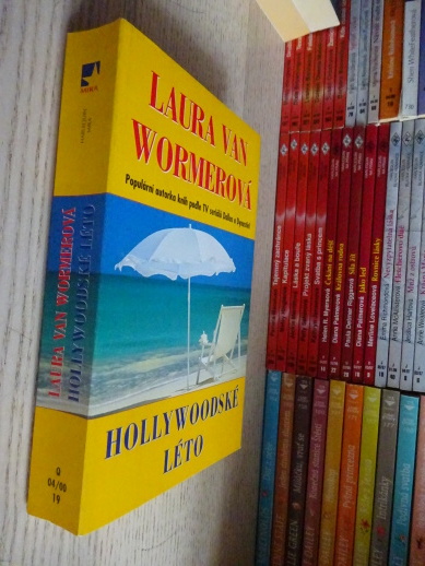 HOLLYWOODSKÉ LÉTO, LAURA VAN WORMER, **an
