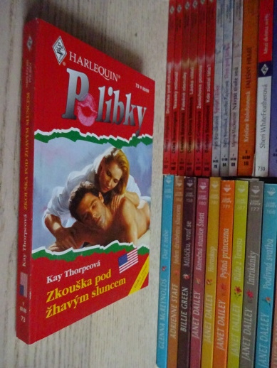 ZKOUŠKA POD ŽHAVÝM SLUNCEM, KAY THORPEOVÁ, **an